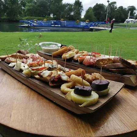 캠프장 Belle Riviere