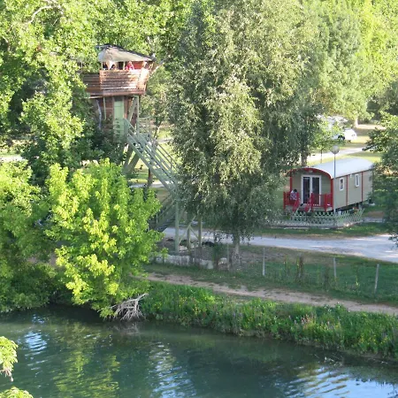 캠프장 Belle Riviere