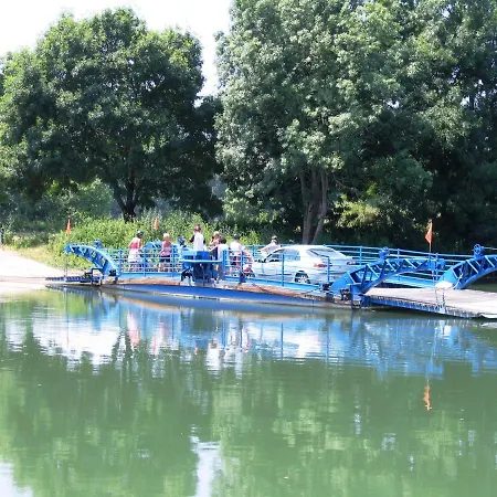 Belle Riviere 캠프장