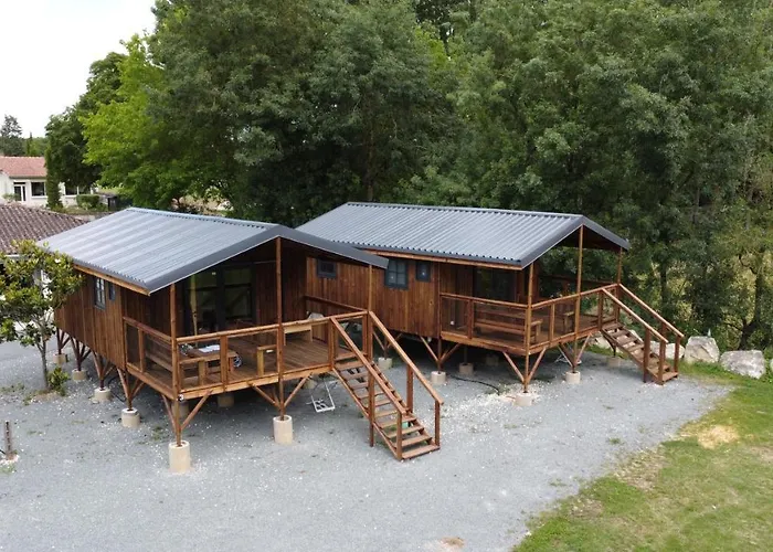 مكان تخييم Belle Riviere *